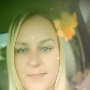 Meet your Posher, Cristal